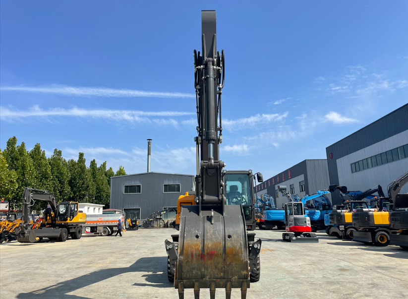  escavadeira de rodas 148HP