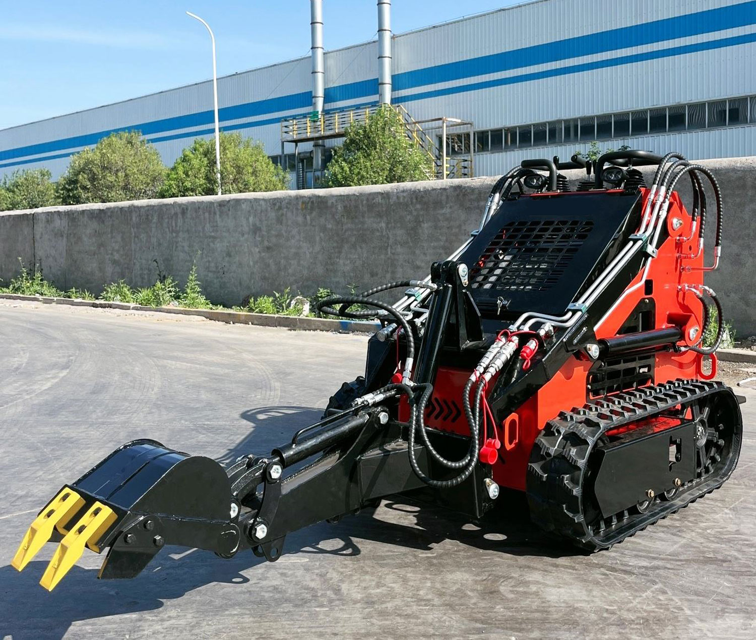  carregadeira compacta de 24HP