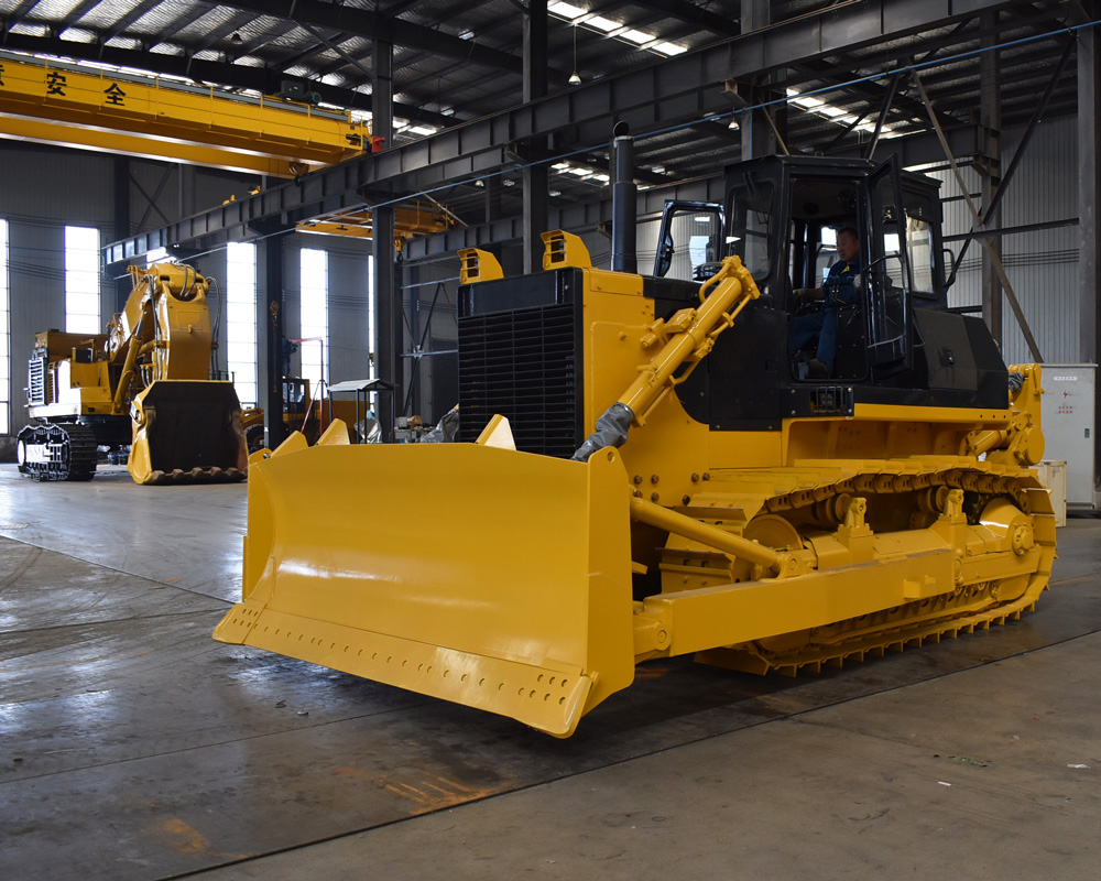  Tratores de esteira de 220HP rastreados