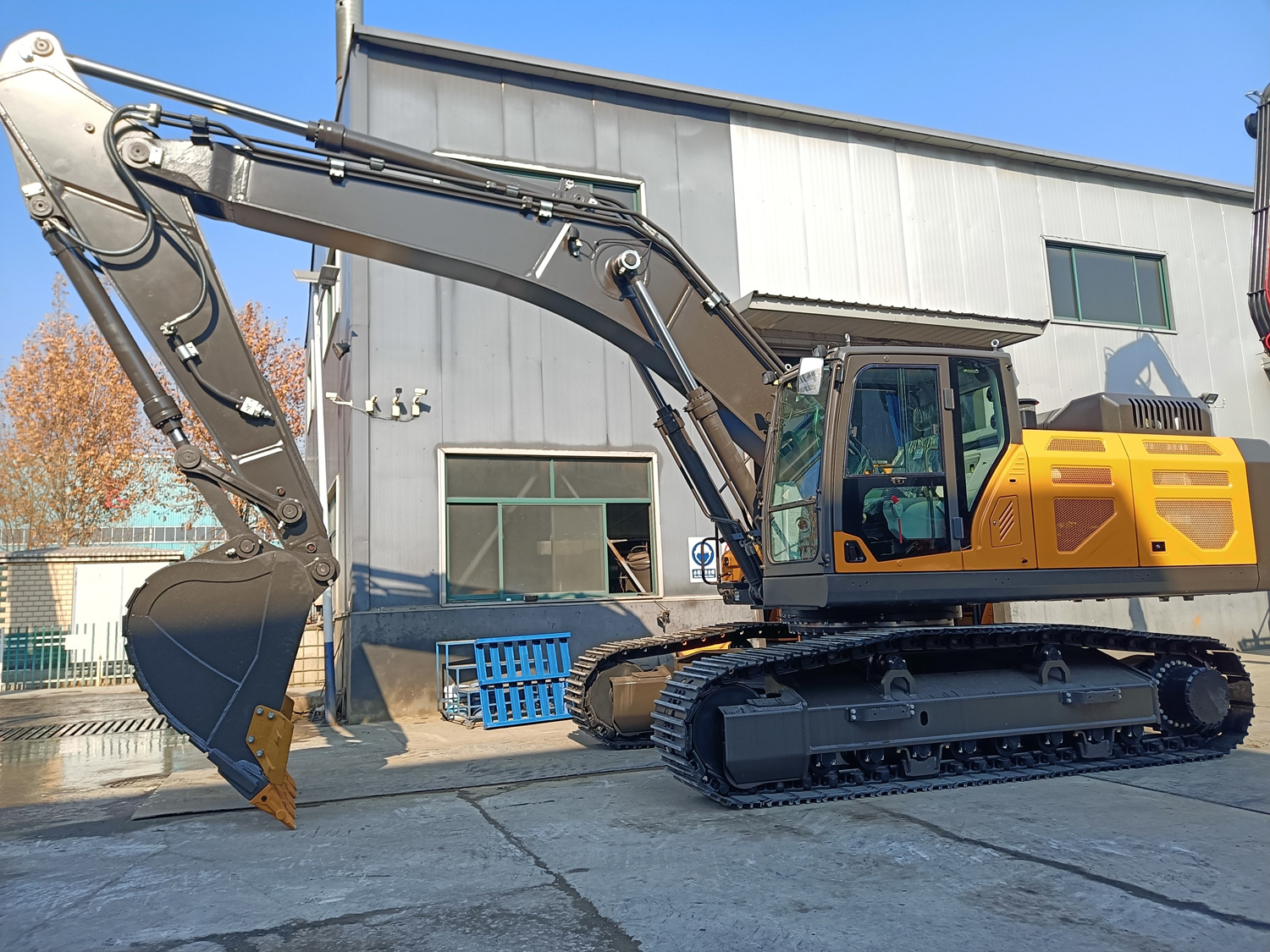 SH380h Escavadeira Grande