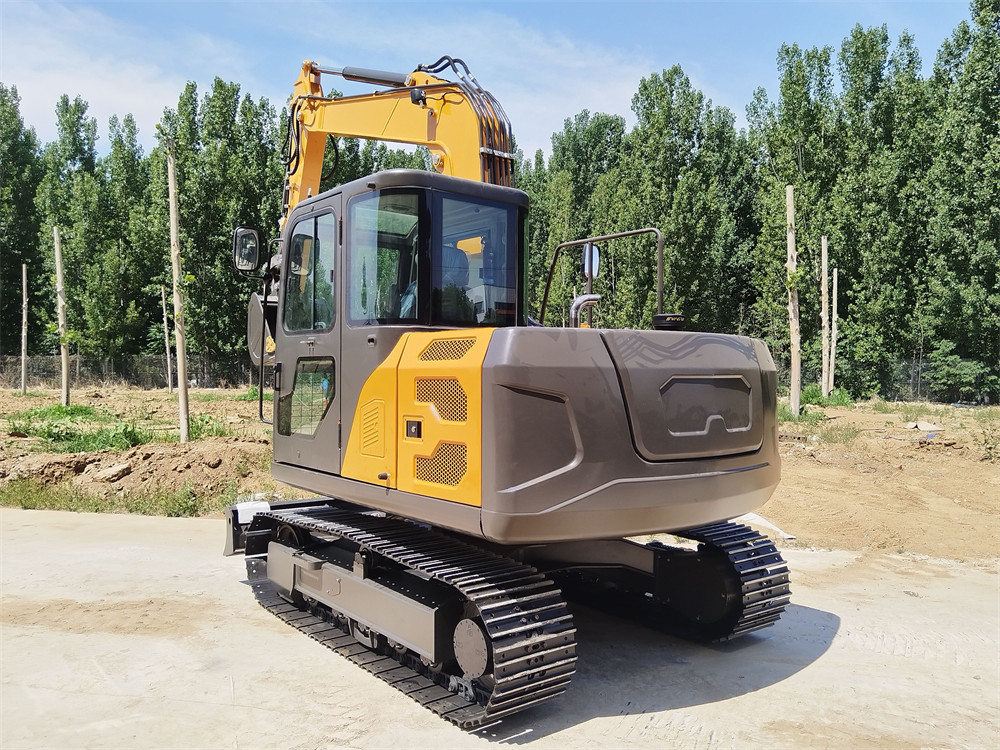  escavadeira de esteira de 6 toneladas equipada com motor 4TNV94L de 48